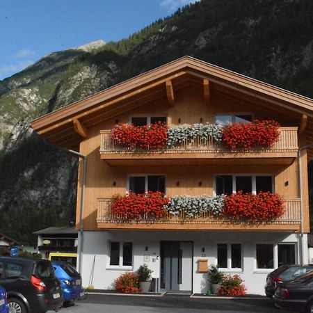 Pension Alpenblick Steeg Exterior foto