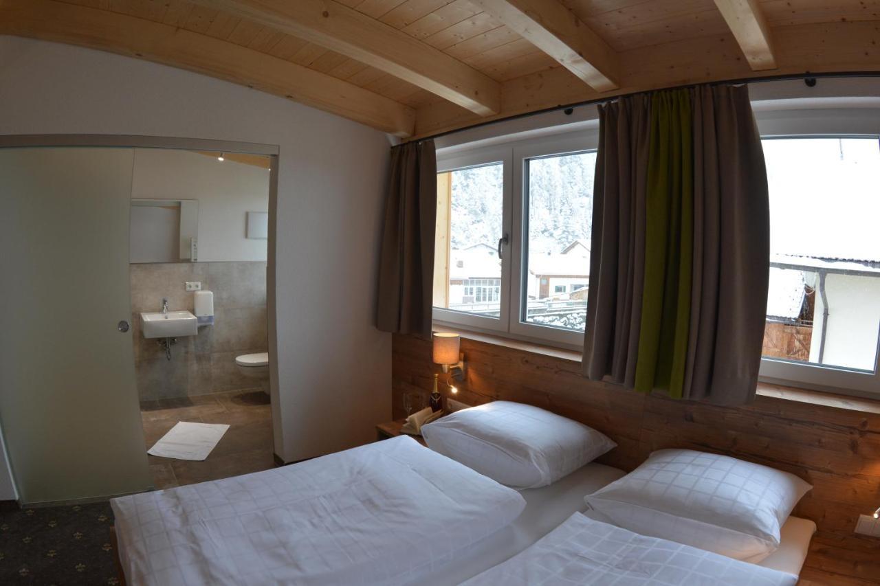 Pension Alpenblick Steeg Exterior foto