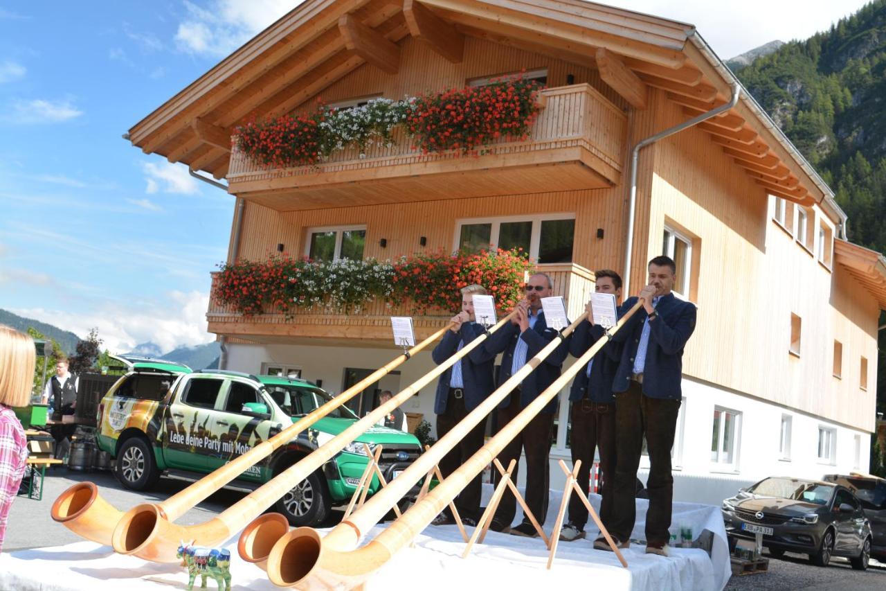 Pension Alpenblick Steeg Exterior foto